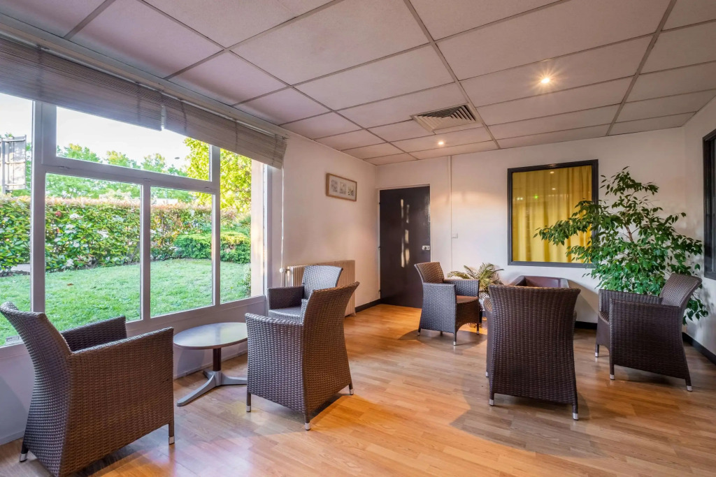Comfort Hôtel RUNGIS-ORLY
