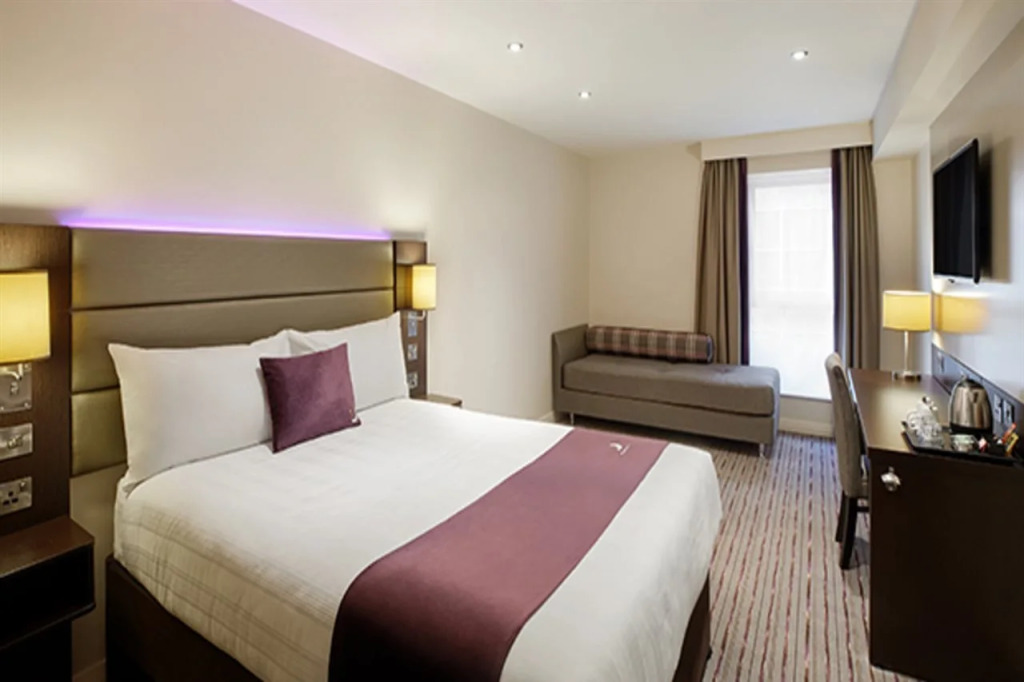 Premier Inn Buckingham