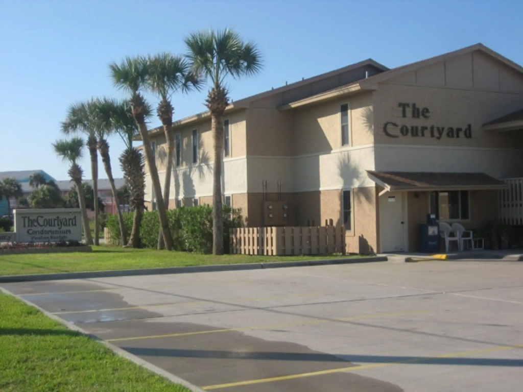 Courtyard #205 in Port Aransas