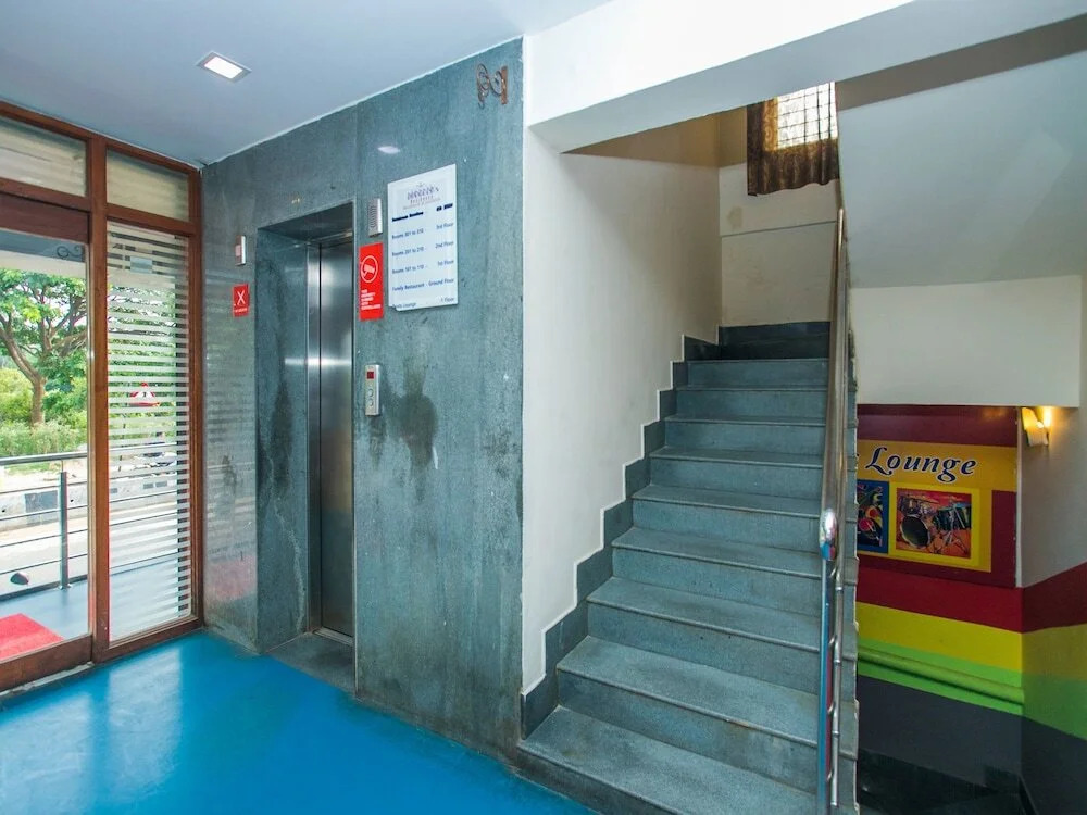 Bheemudu Hotel by OYO Rooms