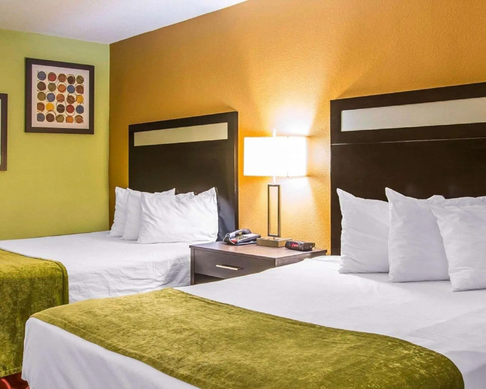 Rodeway Inn Davenport - Maingate South