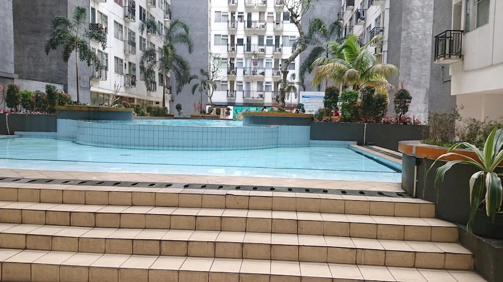 Collection O 92981 Apartemen The Jarrdin By Gold Suites PropertyNearSTEI ITB: Sekolah Teknik Elektro dan Informatika ITB
