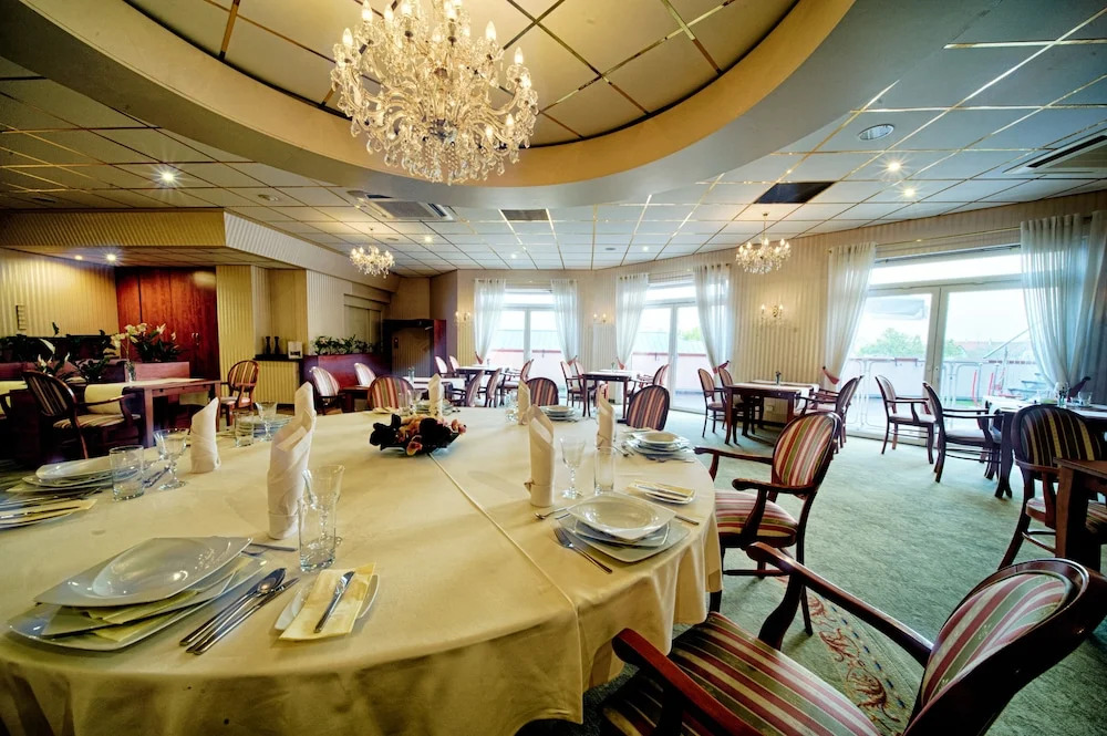 Sky Business Hotel