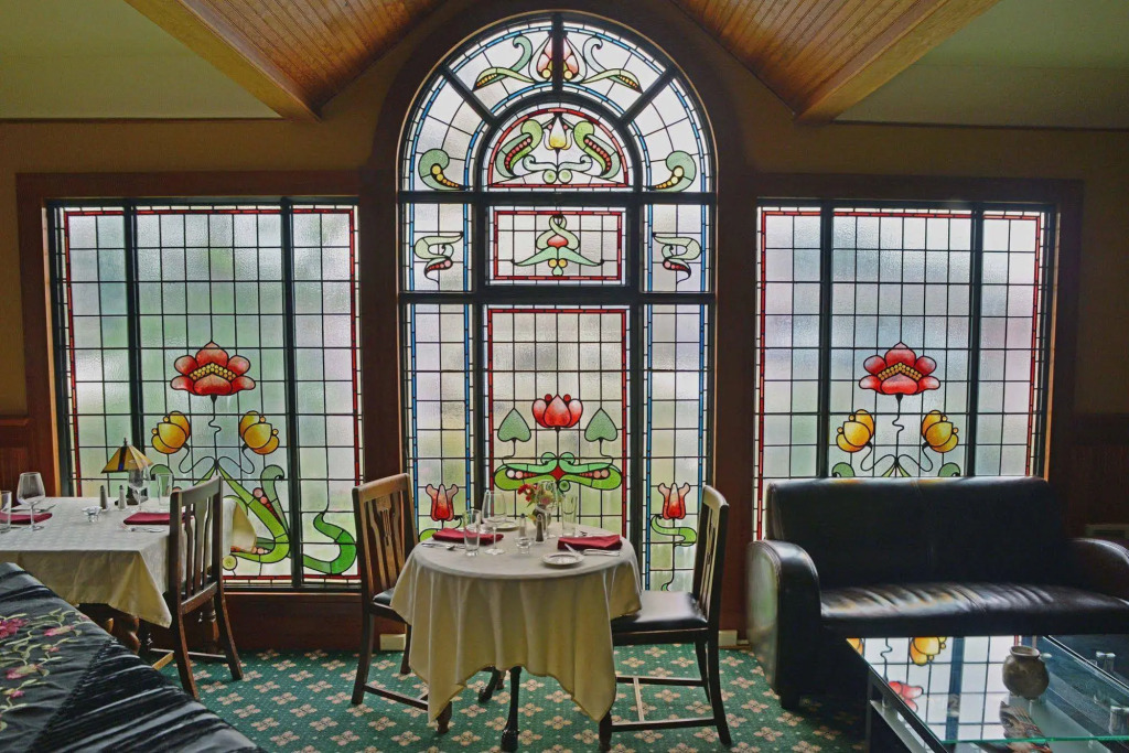 Shelburne Hotel