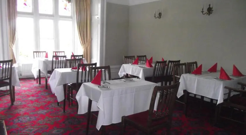 Ellenbank Hotel
