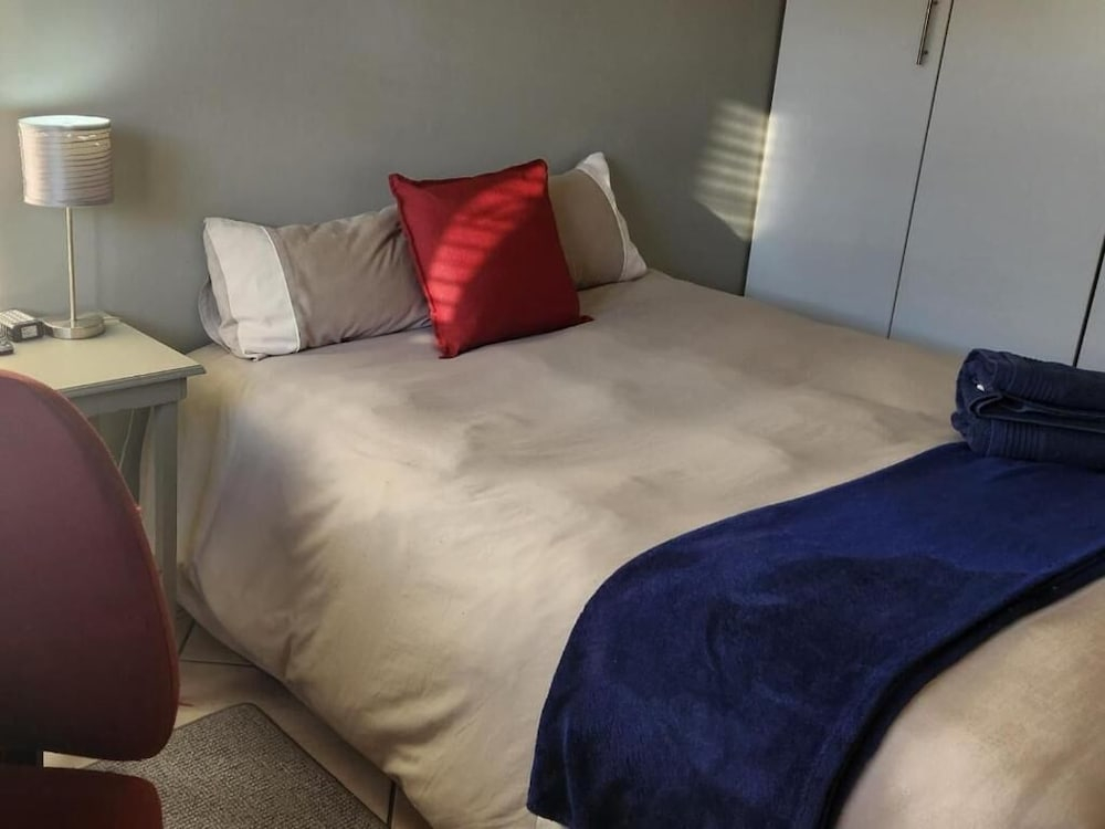 Middelbult Guesthouse by Heybert