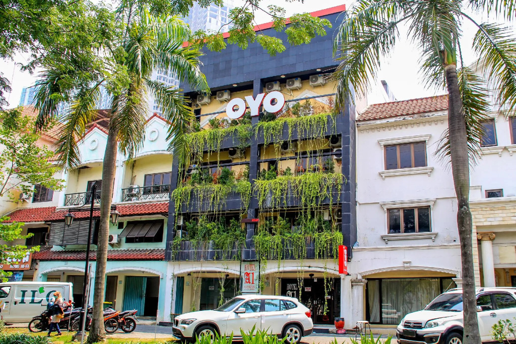Capital O 217 A1 Hotel
