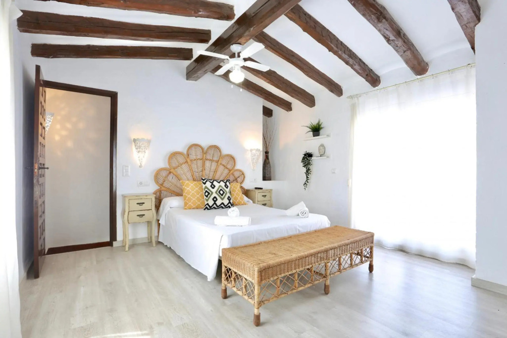 Urbanización El Oasis, 20 Villas en 1ª Línea Playa