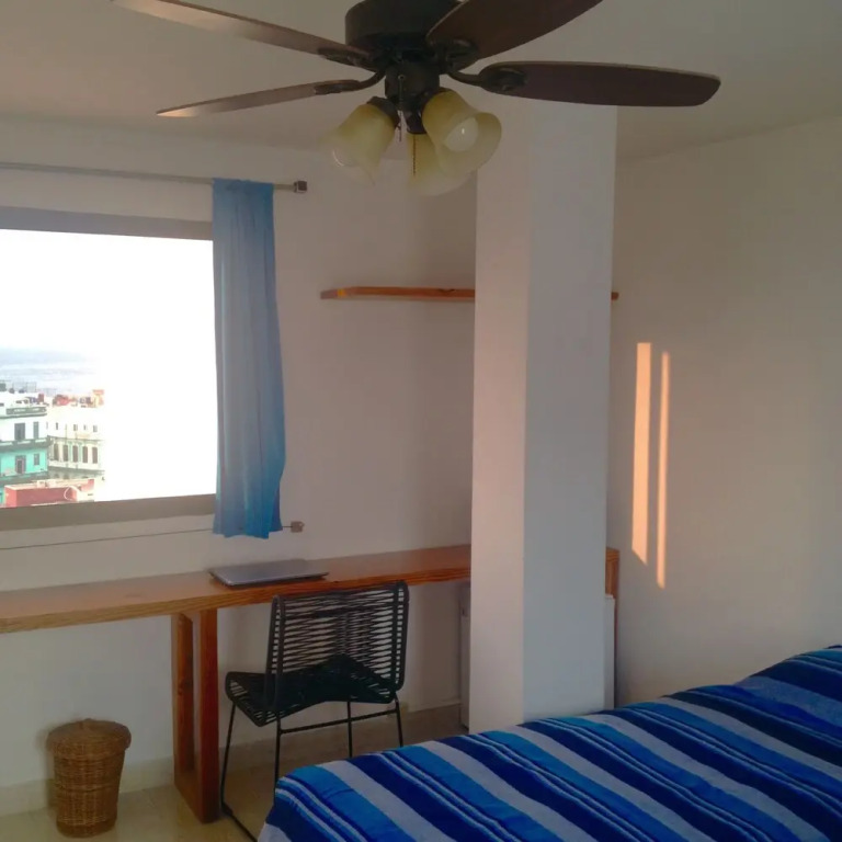 EL81 Guesthouse