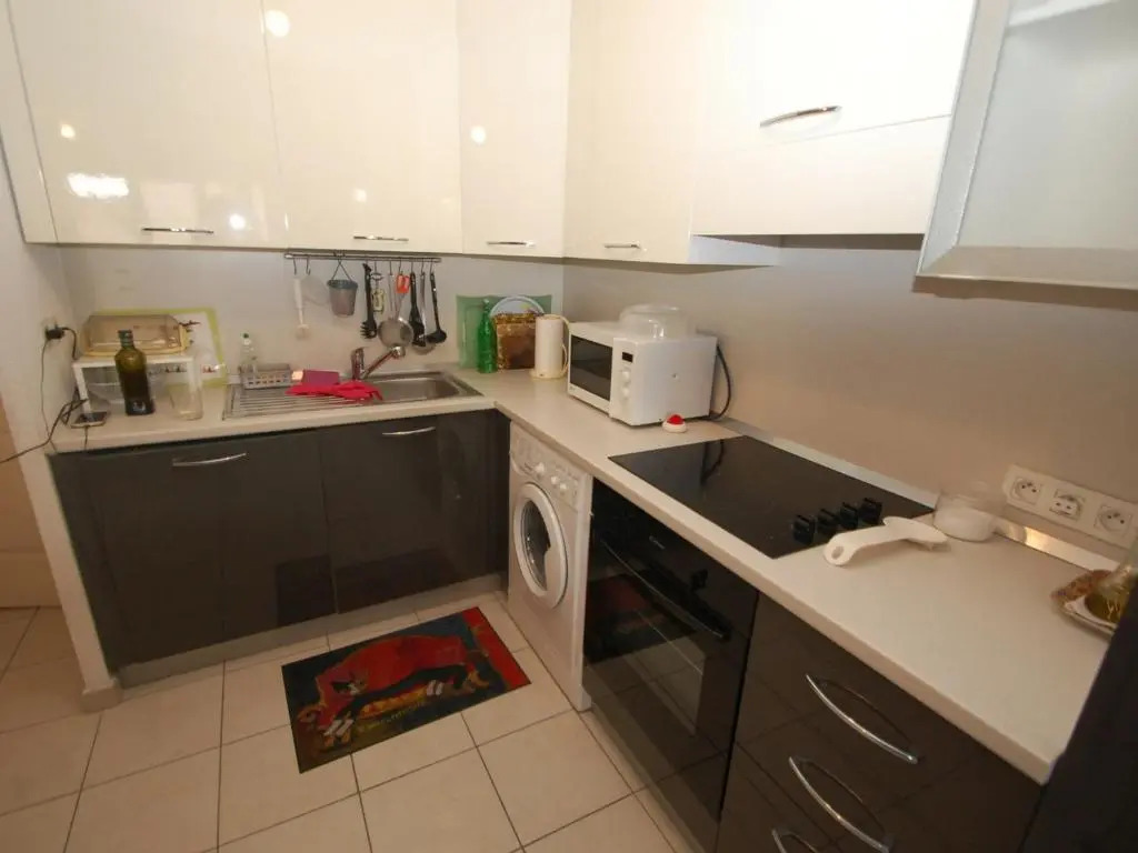 Appartement Menton, 3 pièces, 6 personnes - FR-1-196-270