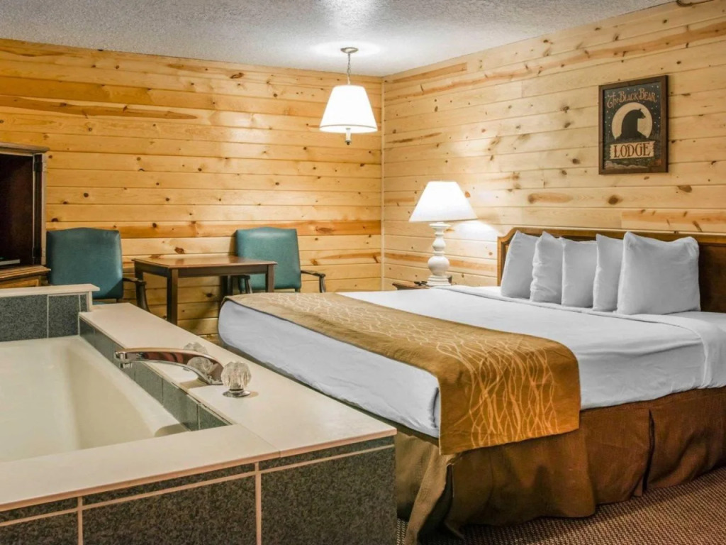 Econo Lodge Mackinaw City