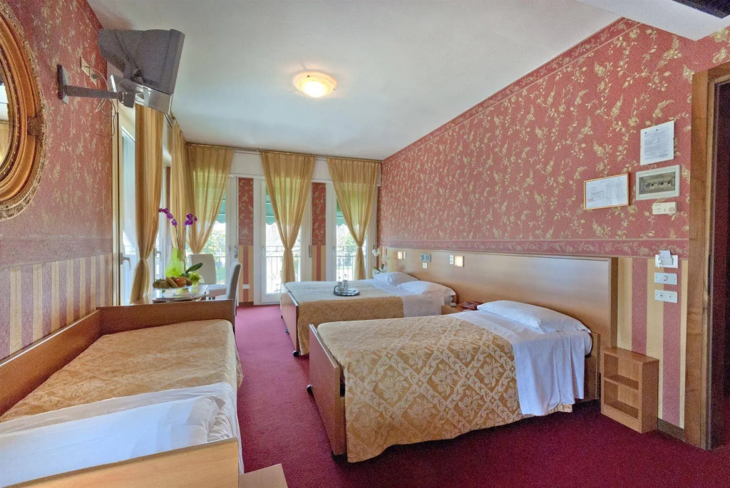 Hotel Bellarrivo by Dori