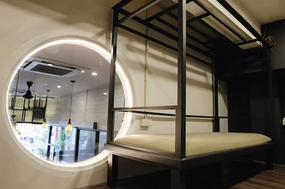 Four Sisters Hostel