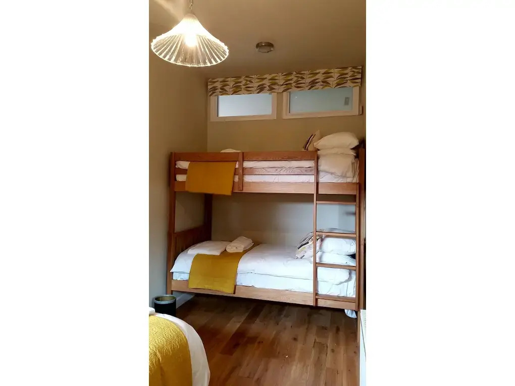 Tor Farm Lodge