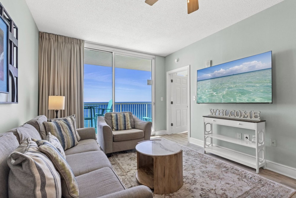 Majestic Beach Towers 2-1704