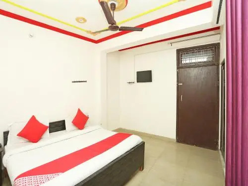 OYO 17329 R K Hotel