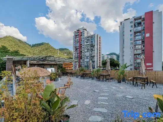 Jishan Bookstore·Tiantai River View Youth Hostel