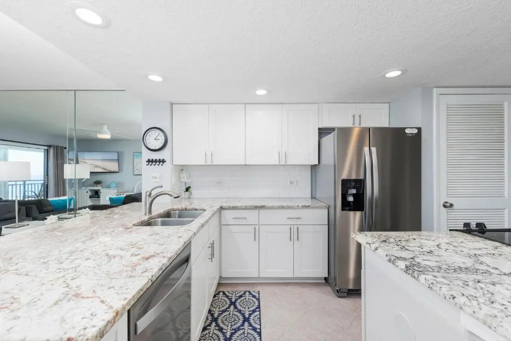 Windjammer 403, 2 Bedrooms, 4th Floor, Ocean Front, Elevator, Sleeps 6