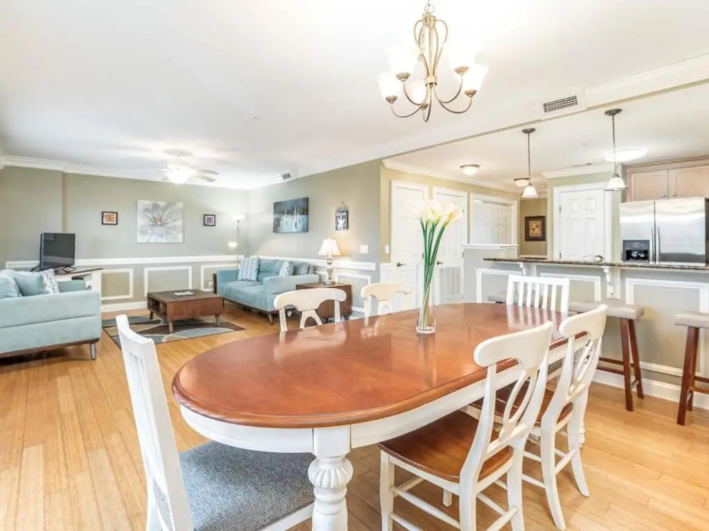 Silver Seas 301 by Tybee Vacation Rentals