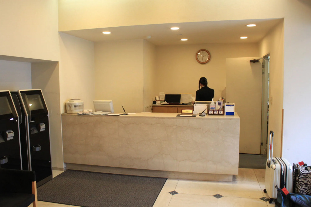 Swanky Hotel Otomo