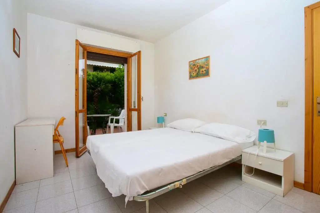 S75 - Sirolo, bilocale con giardino in centro