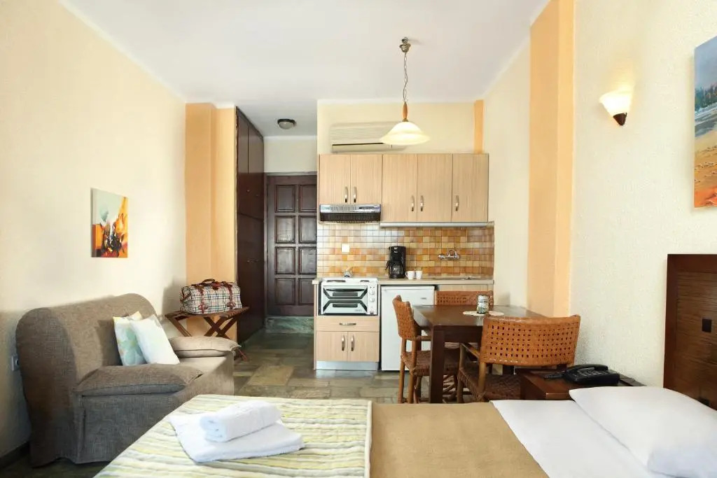 Agnanti Hotel Apartments