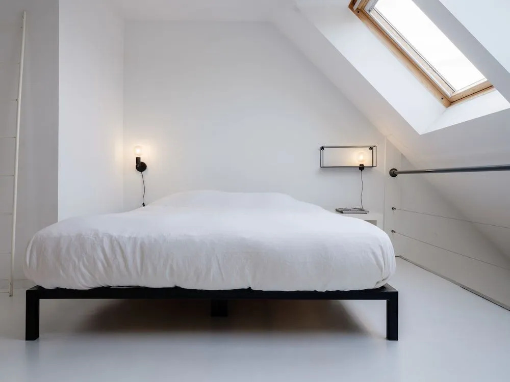 Edville Studio Riverside