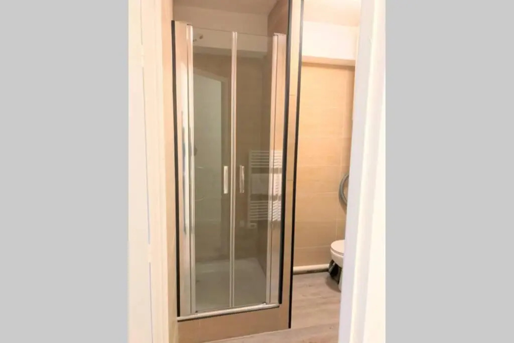 Bel appartement design tout confort (Parking Gratuit) à 10 minutes de Bordeaux