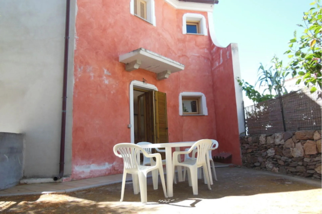 Two-room apartment in Porto Ottiolu very close to the marina.-Bilo Rosa Primo Piano