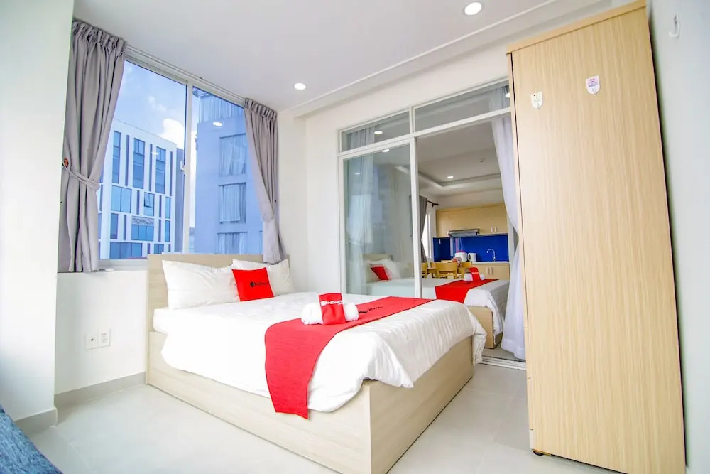 Reddoorz Near Quan Khu 7 Stadium
