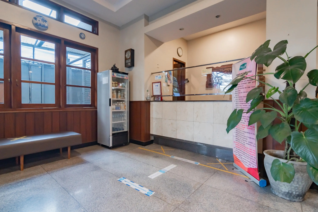 RedDoorz near Simpang Dago 2