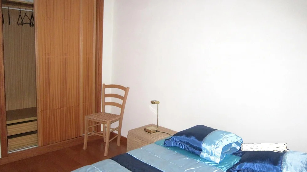 Apartment with 2 Bedrooms in Esposende, with Wonderful Mountain View, Pool Access, Enclosed Garden - 300 M From the Beach