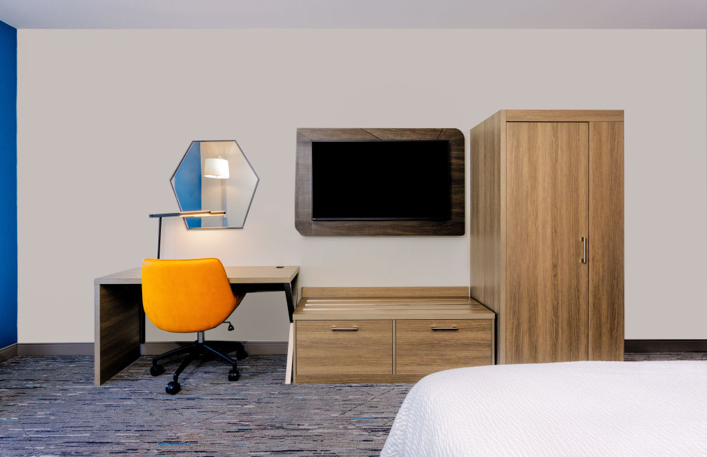 Holiday Inn Express & Suites Tampa Stadium - Airport Area by IHG