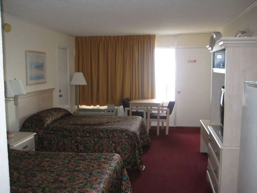 Oasis Hotel