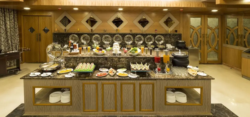 Hotel Benzz Park Vellore