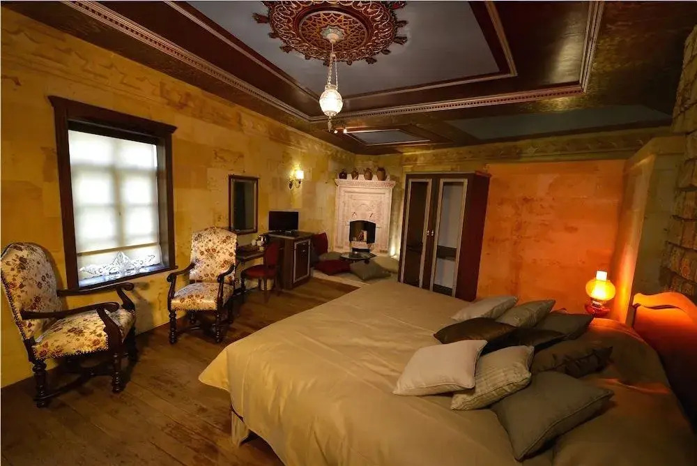 Sunak Cave Hotel