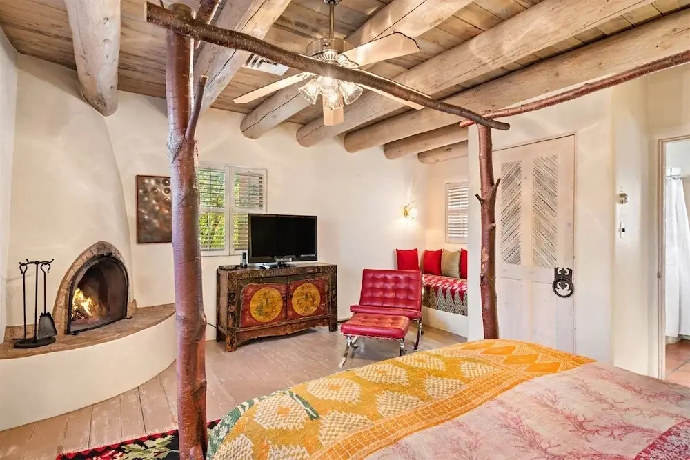 Casa Siempre Mayo - Railyard Gem, Walk to Plaza