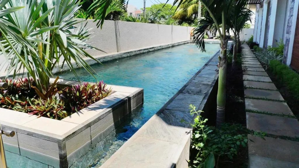 West Wood Holiday Apartment, C6 - Flic en Flac with pool at a quiet location, beautifully decorated and close to the beach