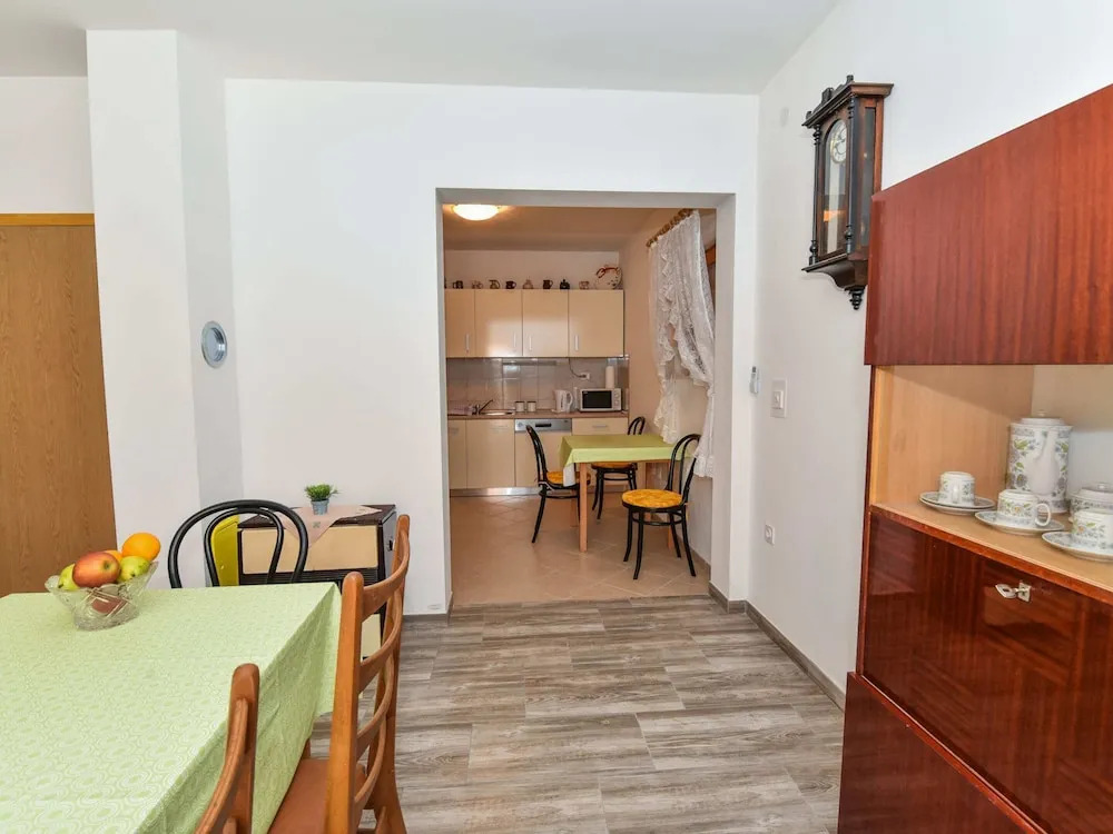 Holiday Home in Veli Iz With Fenced Garden
