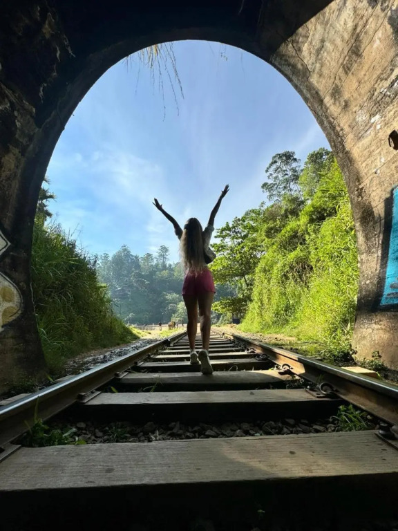 Ella Nine Arch lodge