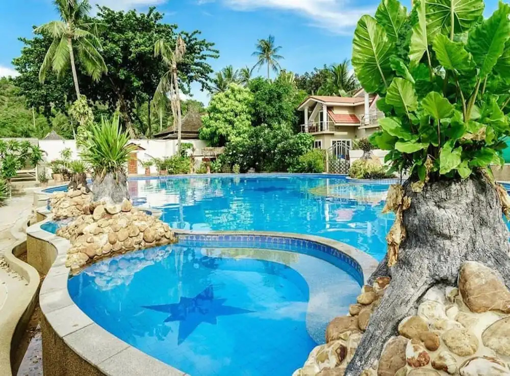 4 BR Villa on Beachfront Resort - TG44