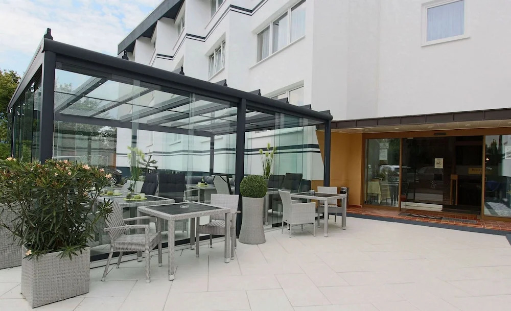 Hotel Grille