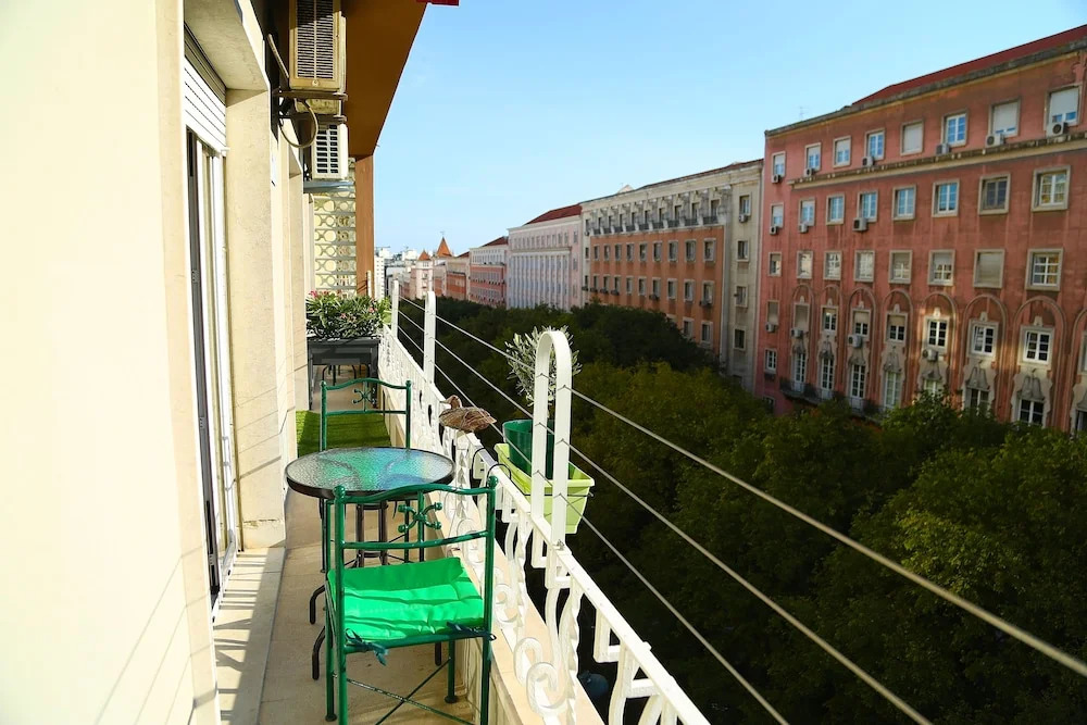 Santos Hostel - Lisbon
