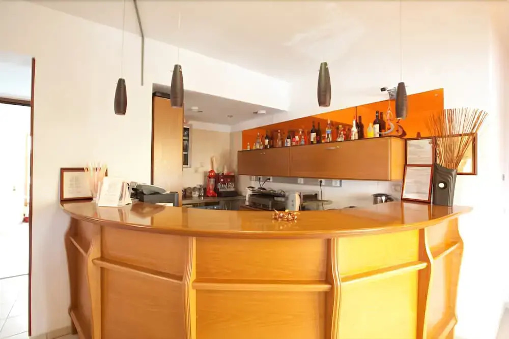 Dabasi Hotel