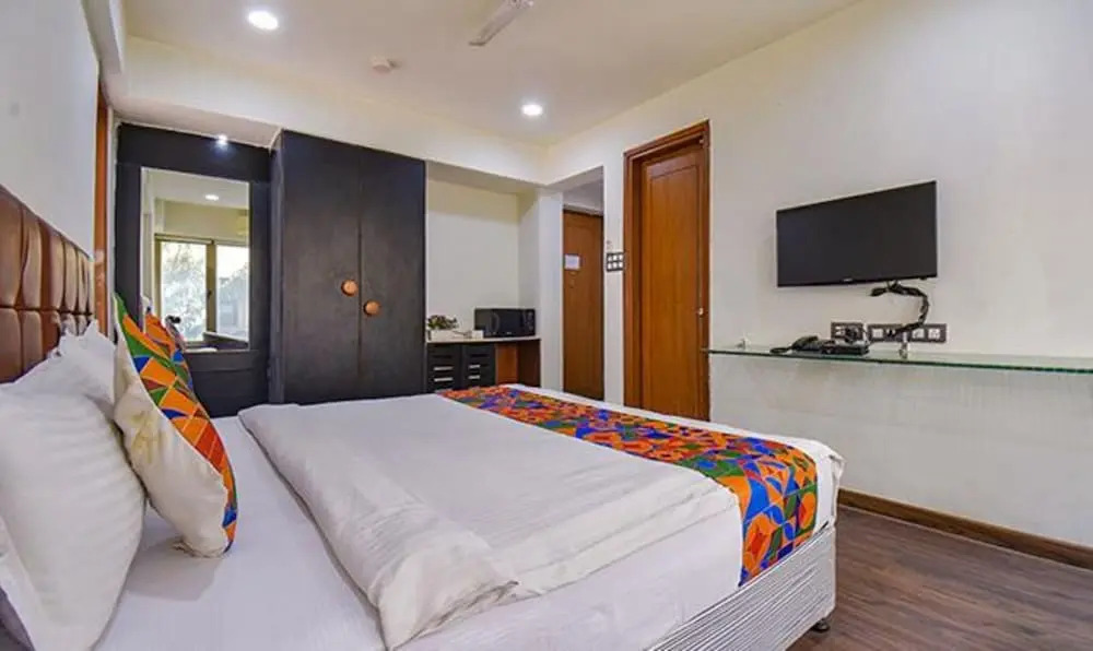 FabHotel Good Homes