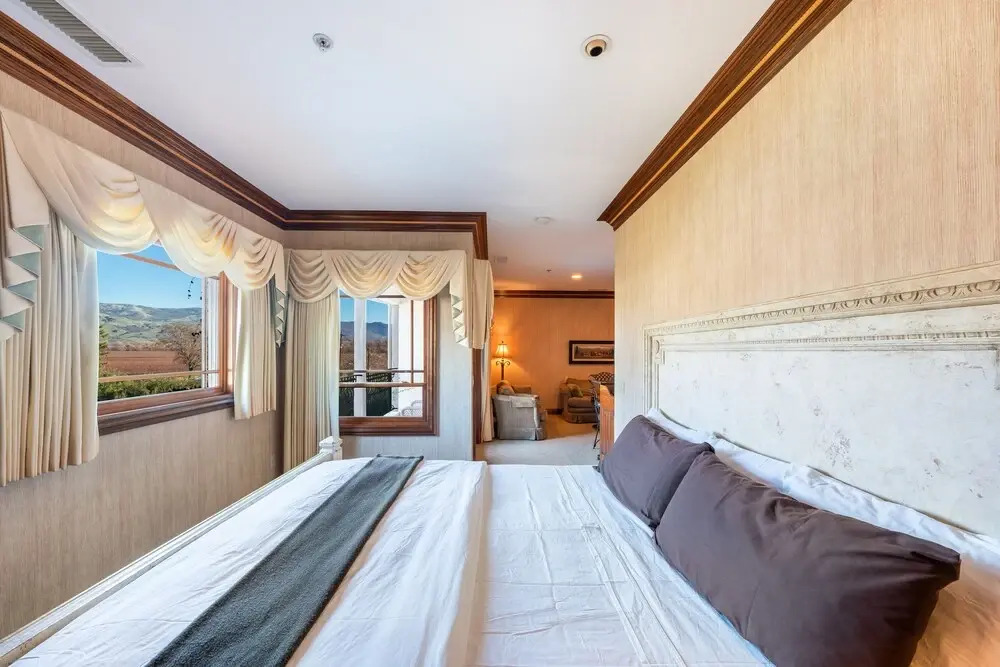 Stock Farm Inn