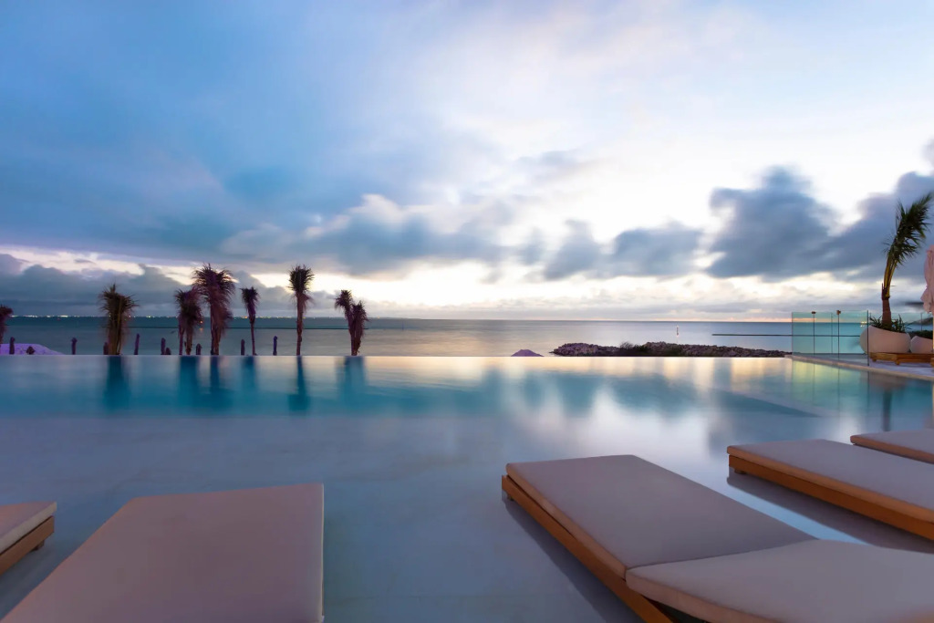 SLS Cancun