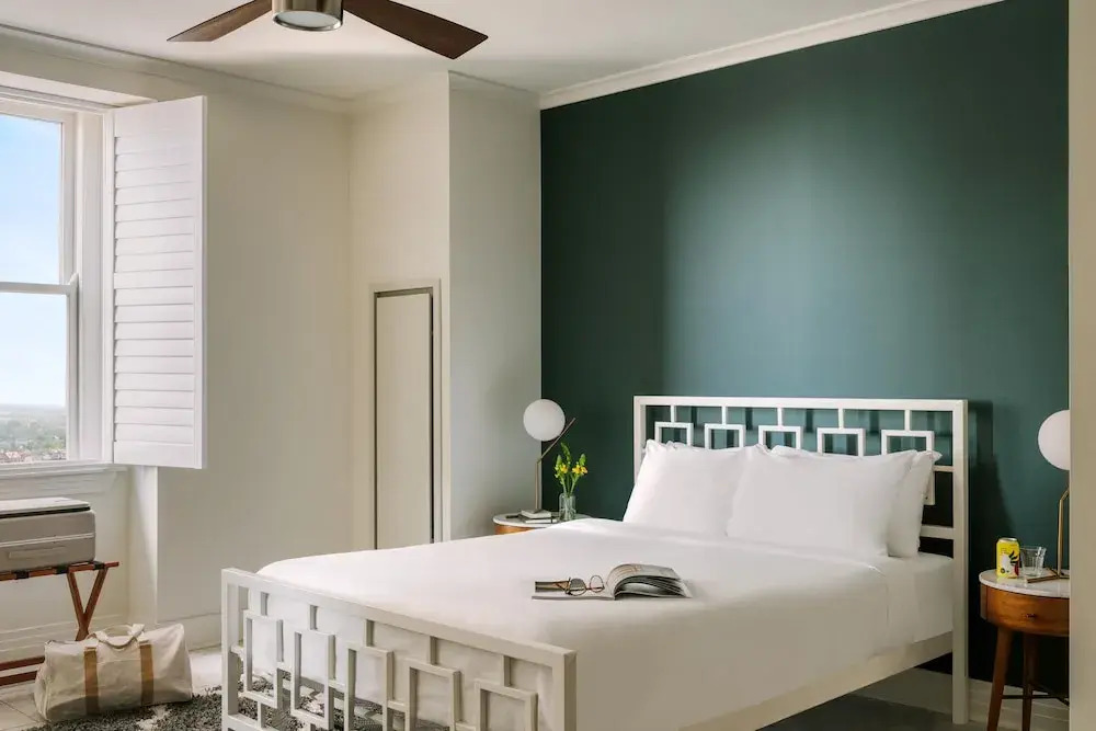 Deluxe Canal Street 2BR Suites by Sonder