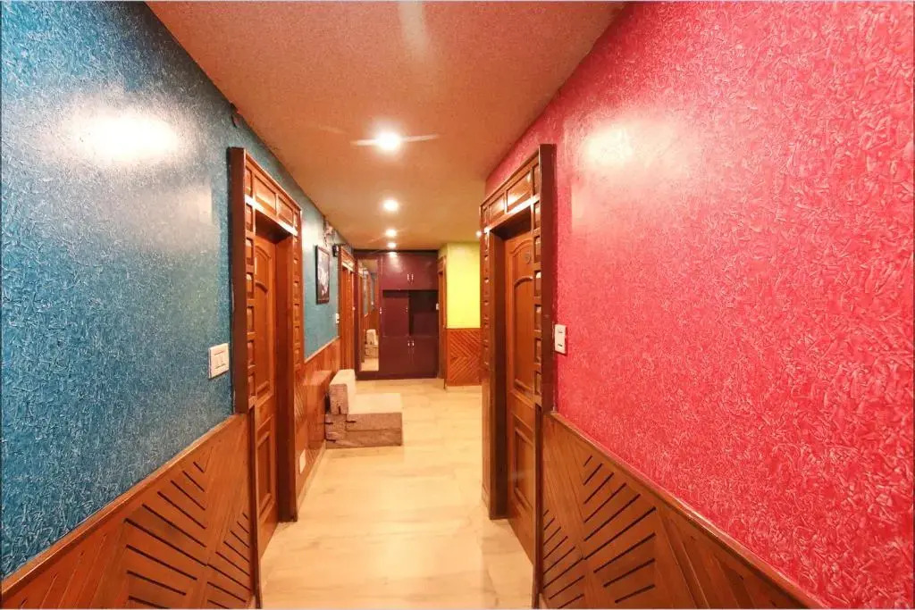 Fabhotel City Plaza