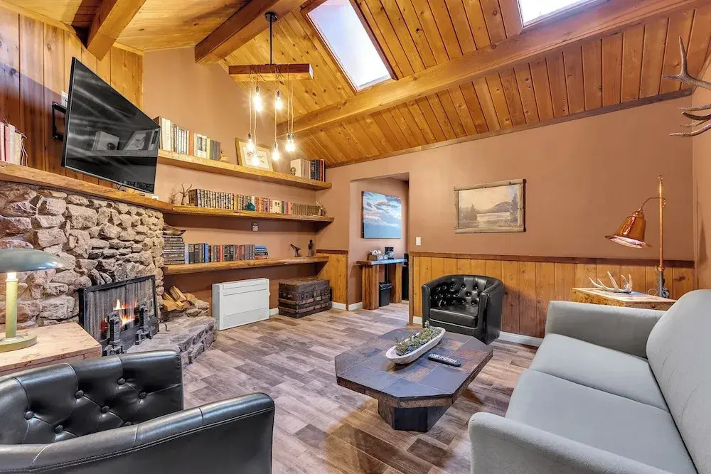 Idyllwild Inn
